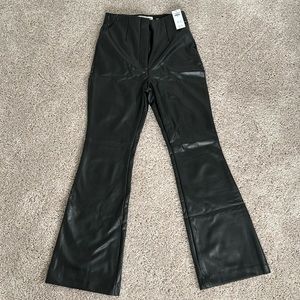 Brand New w/ tags Abercrombie & Fitch Vegan Leather Flare Pants🖤😊